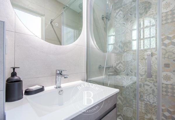 Peymeinade, Villa 9 Chambres -  345 m² à vendre
