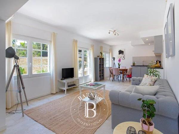 Peymeinade, Villa 9 Chambres -  345 m² à vendre