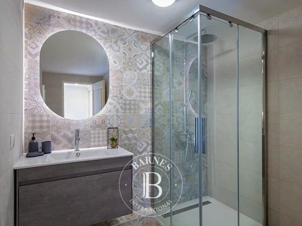 Peymeinade, Villa 9 Chambres -  345 m² à vendre