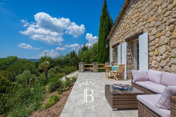 Peymeinade, Villa 9 Chambres -  345 m² à vendre