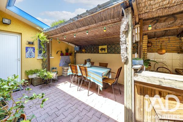 Maison à vendre 6 pièces 118 m² Saint-Vincent-de-Tyrosse