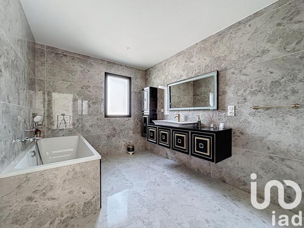 Maison à vendre 6 pièces 172 m² La Chapelle-des-Fougeretz