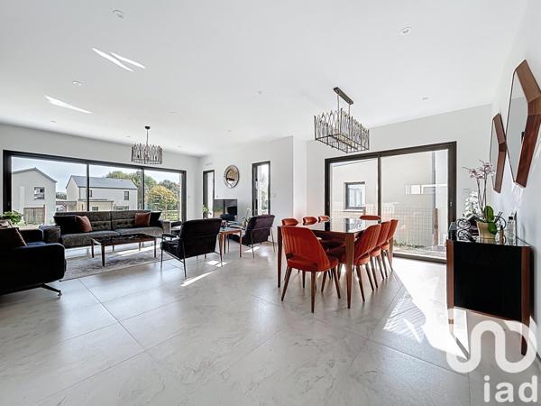 Maison à vendre 6 pièces 172 m² La Chapelle-des-Fougeretz