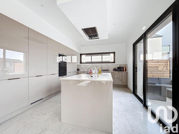 Maison à vendre 6 pièces 172 m² La Chapelle-des-Fougeretz