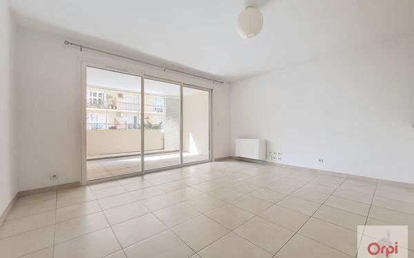 Appartement à vendre    2 pièces • 56,68 m2 Ajaccio