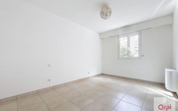 Appartement à vendre    2 pièces • 56,68 m2 Ajaccio