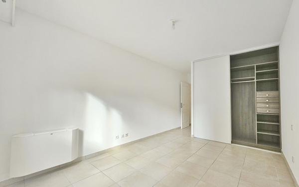 Appartement à vendre    2 pièces • 56,68 m2 Ajaccio