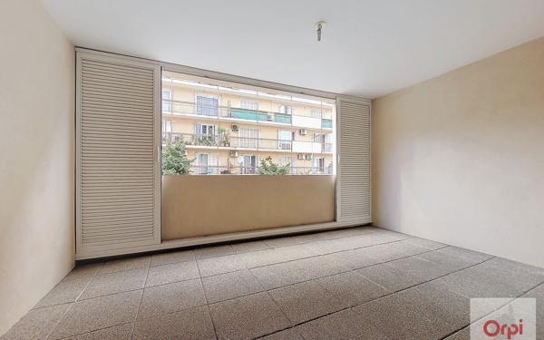 Appartement à vendre    2 pièces • 56,68 m2 Ajaccio