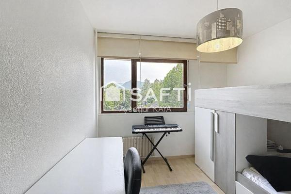Appartement lumineux avec balcon