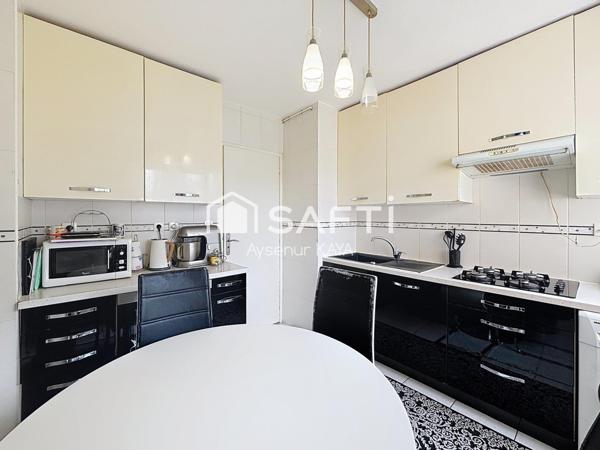 Appartement lumineux avec balcon