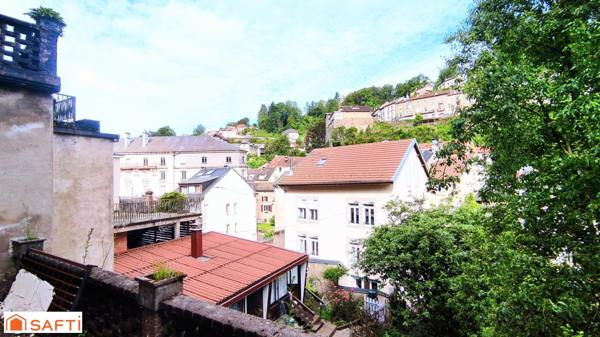 Hôtel de charme sur 5 niveaux avec ascenseur à réhabiliter, à 2 pas du centre balnéo-romain Calodaé
