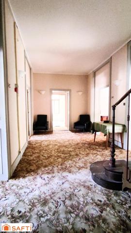 Hôtel de charme sur 5 niveaux avec ascenseur à réhabiliter, à 2 pas du centre balnéo-romain Calodaé