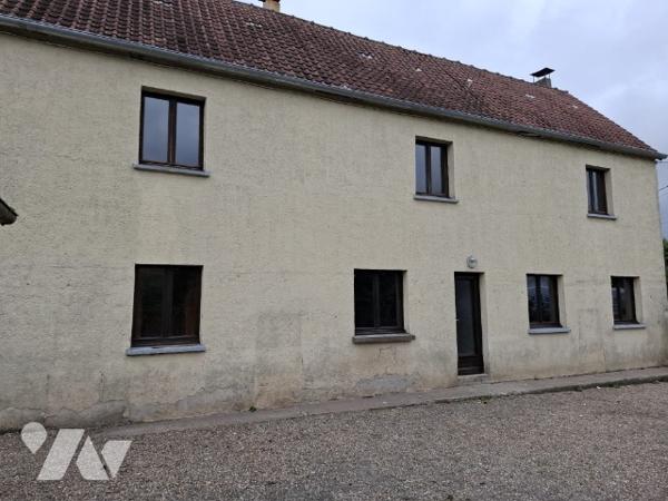 A vendre maison sur 2 étages construite en  parpaings