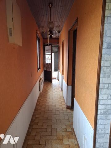 A vendre maison sur 2 étages construite en  parpaings