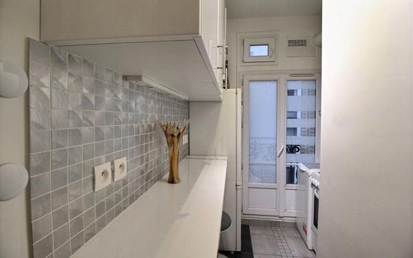Appartement à vendre    2 pièces • 32 m2 Clichy