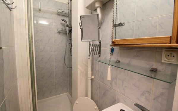 Appartement à vendre    2 pièces • 32 m2 Clichy