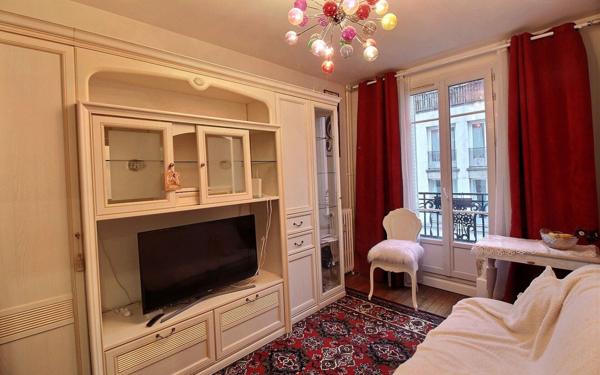 Appartement à vendre    2 pièces • 32 m2 Clichy