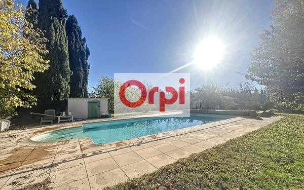 Maison à vendre    5 pièces •  Lambesc