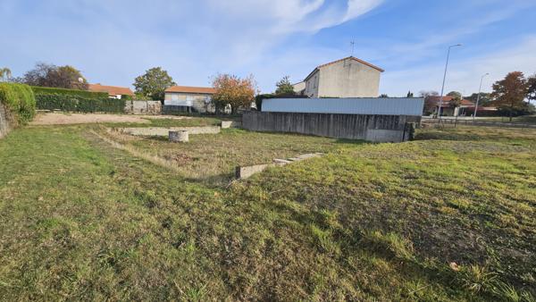 Maulévrier – Rare terrain constructible de 948 m² à proximité du centre-bourg