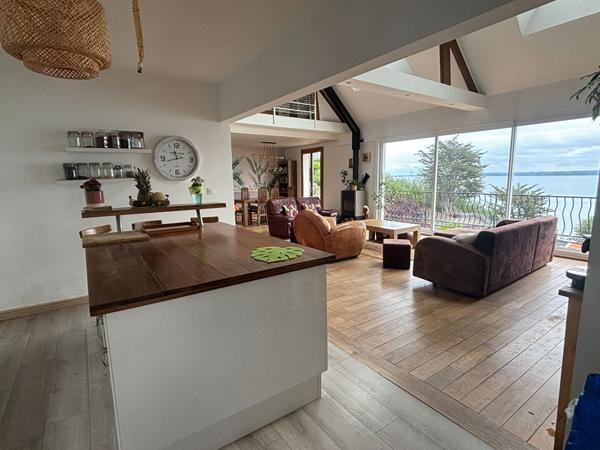 Maison MEUBLEE  - 7 chambres - 2 niveaux - VUE MER - PLERIN