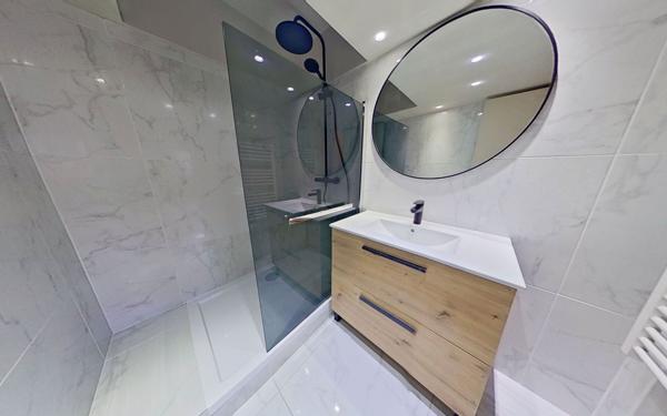 Appartement à vendre    3 pièces • 43 m2 Villeurbanne