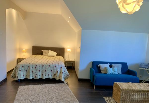 Pleurtuit (35730) Pleurtuit. Propriété de 323 m2 terrain arboré de 8 480 m2 dont 1 500 m2 constructibles