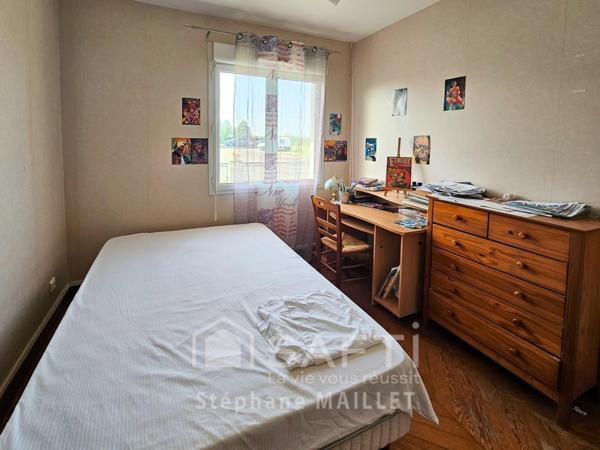 Maison 3 chambres avec dépendance et terrain