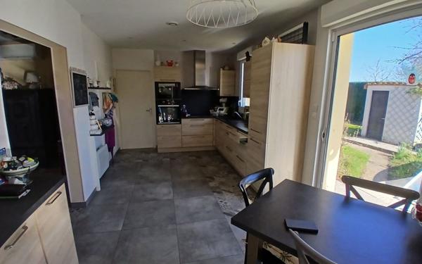 Maison à vendre    7 pièces •  La Guyonnière