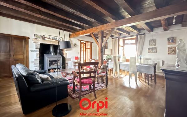 Maison à vendre    5 pièces •  Lépaud