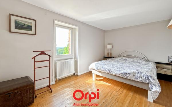 Maison à vendre    5 pièces •  Lépaud