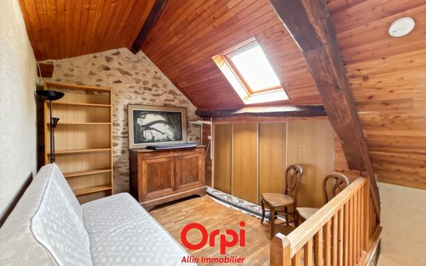 Maison à vendre    5 pièces •  Lépaud