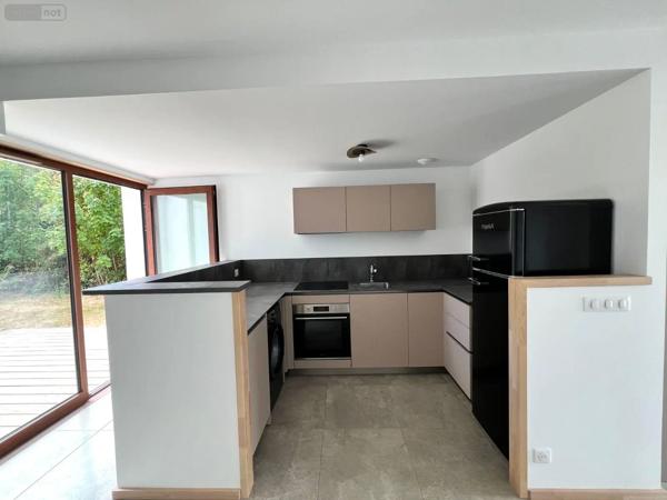 Location - Appartement Concarneau 29900 3 pièces 76 m 2