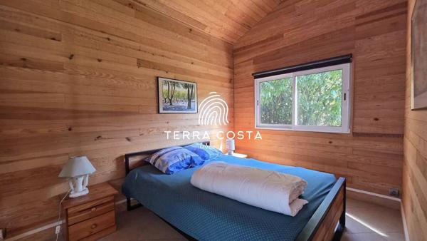 Domaine d'exception en lisière de forêt — 12 ha, gîtes, piscine