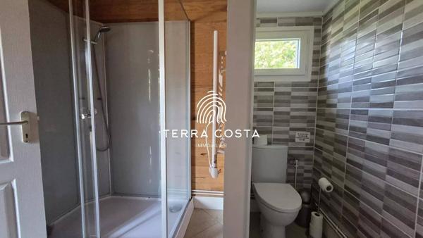 Domaine d'exception en lisière de forêt — 12 ha, gîtes, piscine