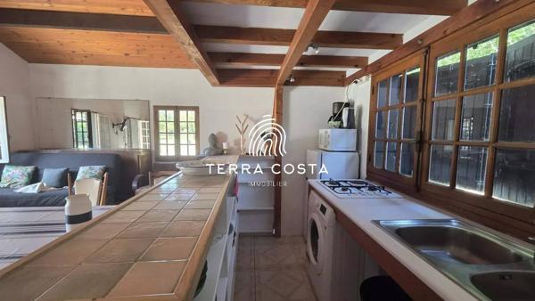 Domaine d'exception en lisière de forêt — 12 ha, gîtes, piscine