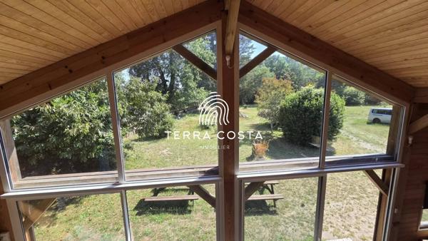 Domaine d'exception en lisière de forêt — 12 ha, gîtes, piscine