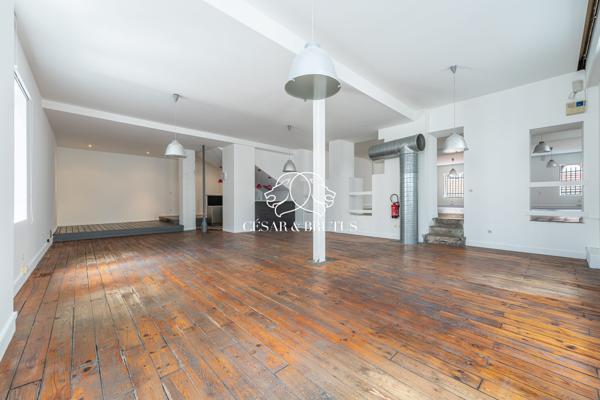 Lyon 7(La Madeleine) : Loft atypique de 244 m²