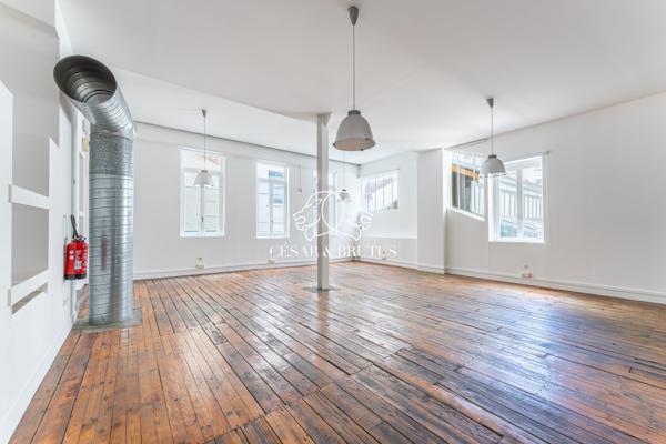 Lyon 7(La Madeleine) : Loft atypique de 244 m²