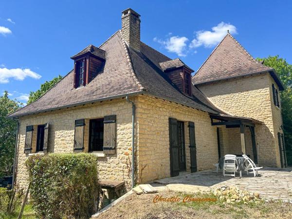 24330  Milhac d'Auberoche : maison Périgourdine