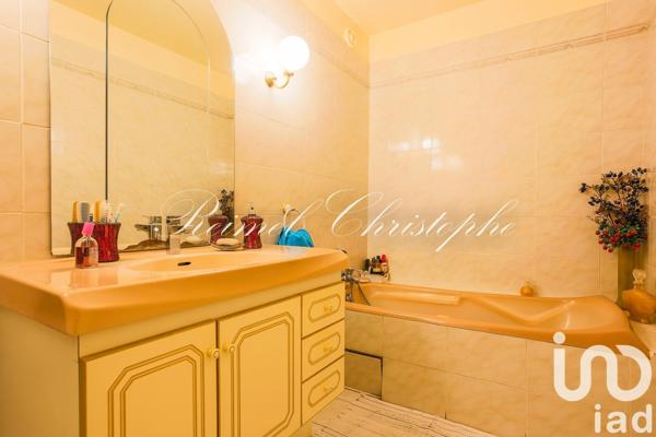 Appartement 4 pièces de 84 m² à Ermont (95120)