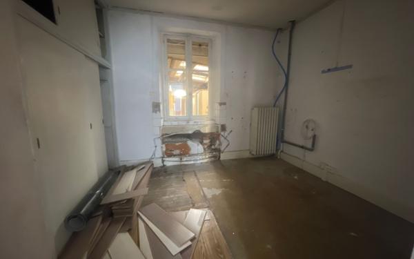 Immeuble à vendre    8 pièces •  Saint-Dié-des-Vosges