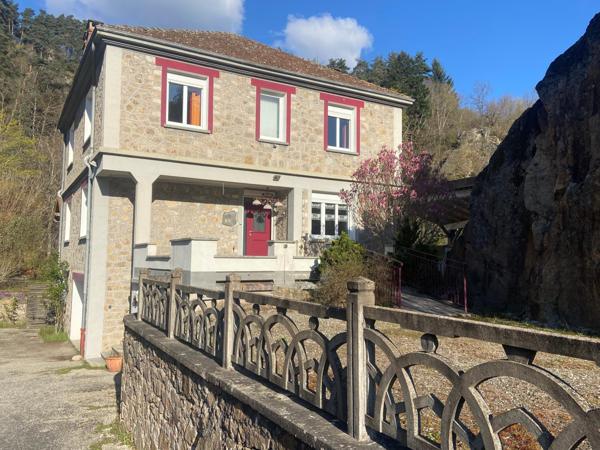 Maison en pierre Lamastre 183 m²