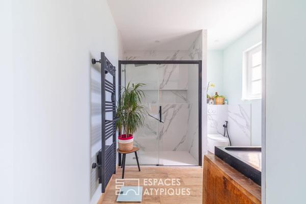 Villa familiale rénovée avec vue mer, terrasse plein sud et dépendance