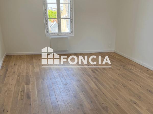 Location Studio 31 m² - 18 RUE POCQUET LIVONNIERES Angers 49100