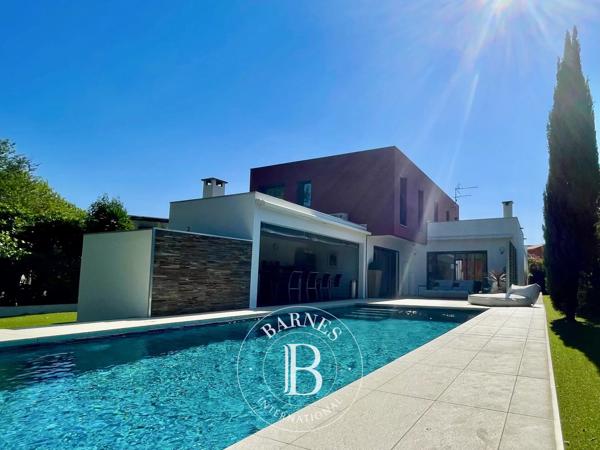 Toulouges, Villa 5 Chambres -  184 m² à vendre