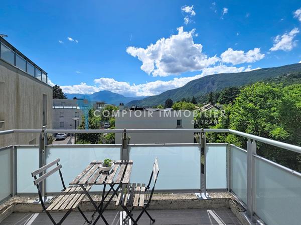 Appartement
                                                                                                                                                                                                                                                                                                                        3 pièce(s)                                                                                                                                                                                                          2 chambre(s)                                                                                                                                                                                                          62  m²