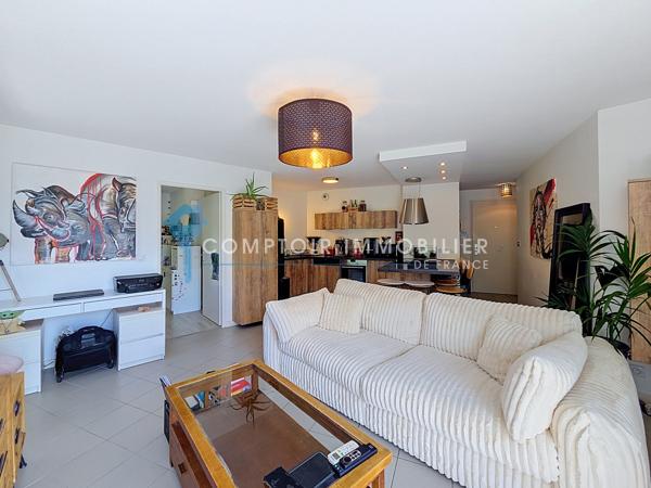 Appartement
                                                                                                                                                                                                                                                                                                                        3 pièce(s)                                                                                                                                                                                                          2 chambre(s)                                                                                                                                                                                                          62  m²