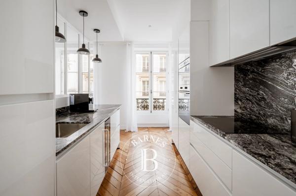 Paris 9ème, Appartement 2 Chambres -  115 m² à vendre