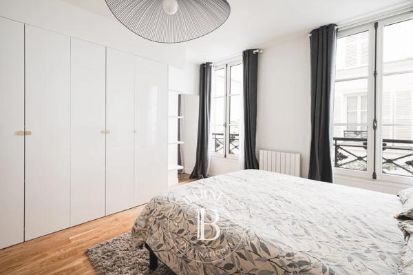 Paris 9ème, Appartement 2 Chambres -  115 m² à vendre