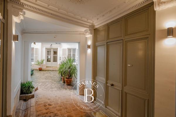 Paris 9ème, Appartement 2 Chambres -  115 m² à vendre